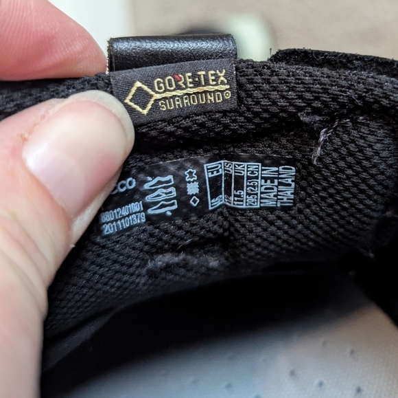 ECCO Black Leather Multi Vent Gore-tex Hiking Shoe sz 12 - Picture 6 of 8
